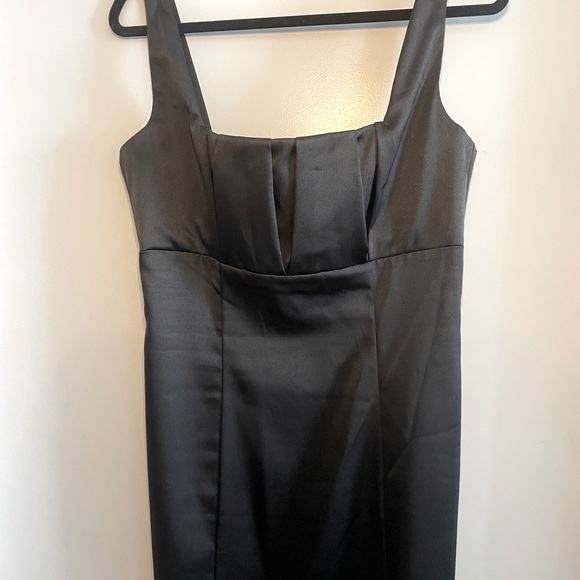 LBD - Cocktail Dress - Picture 2 of 3